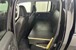 musta Volkswagen Amarok 2016 kuva 29.