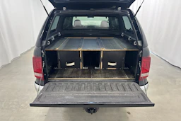 musta Volkswagen Amarok 2016 kuva 32.