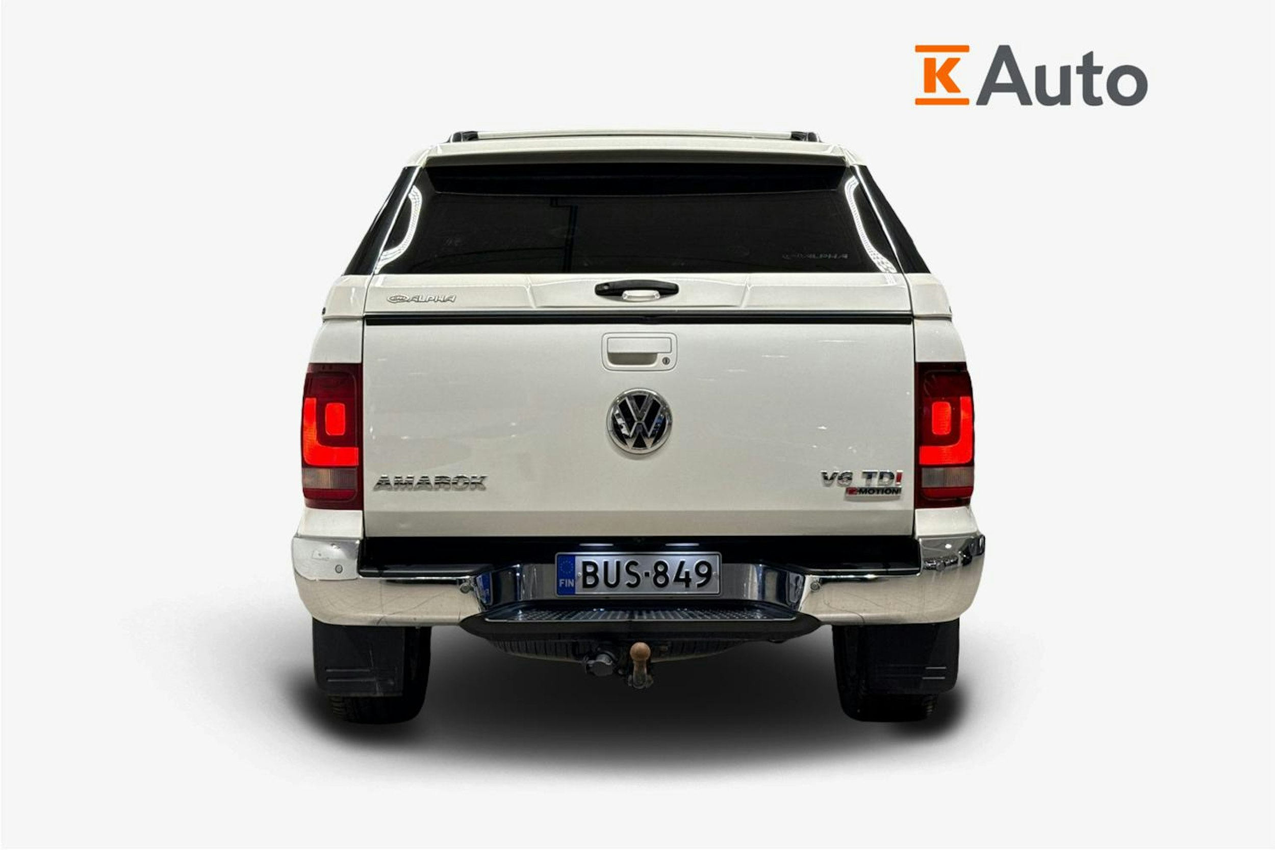 valkoinen Volkswagen Amarok 2017 kuva 3.