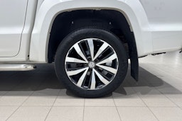 valkoinen Volkswagen Amarok 2017 kuva 11.
