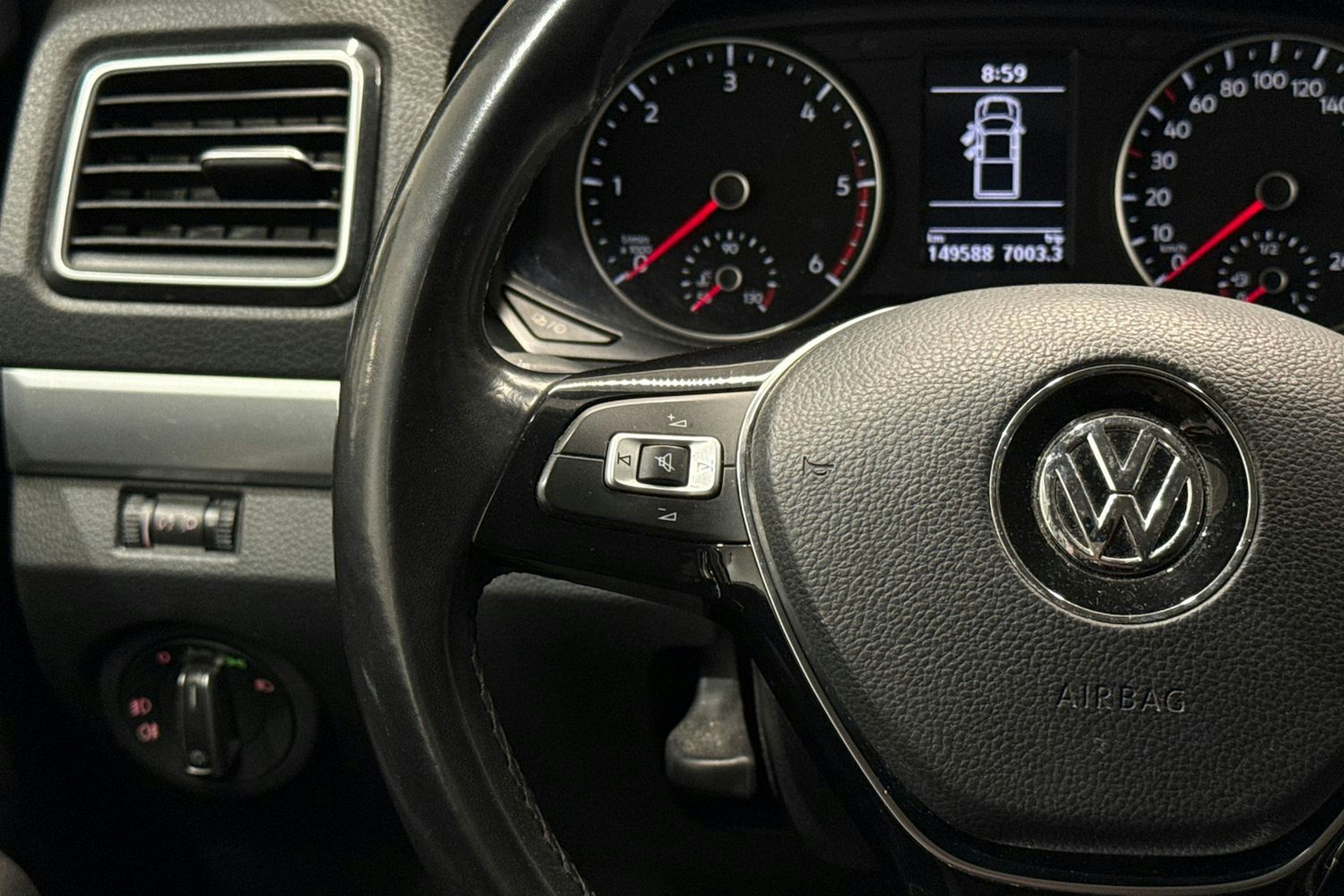 valkoinen Volkswagen Amarok 2017 kuva 14.