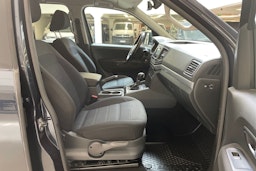 starlight blue Volkswagen Amarok 2017 kuva 14.