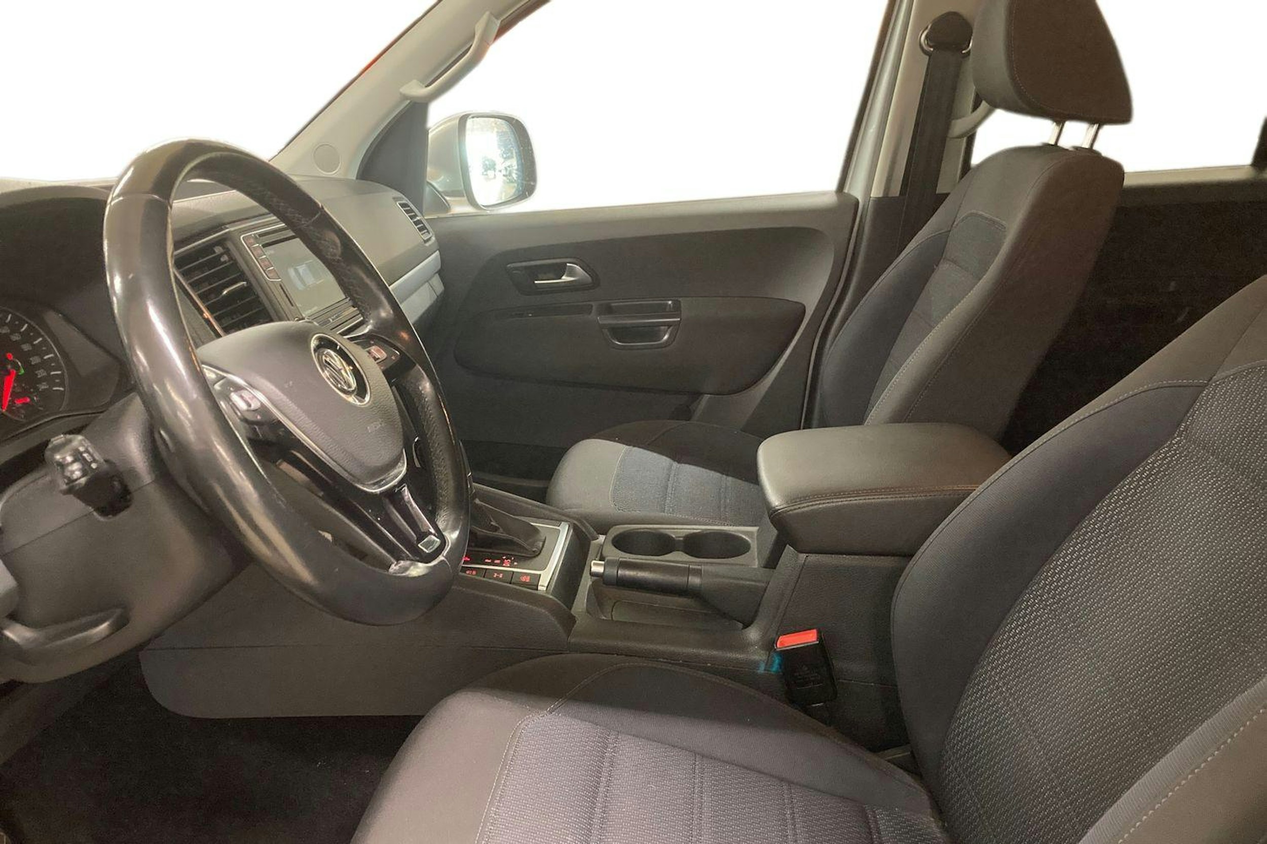 Hopea Volkswagen Amarok 2017 kuva 3.