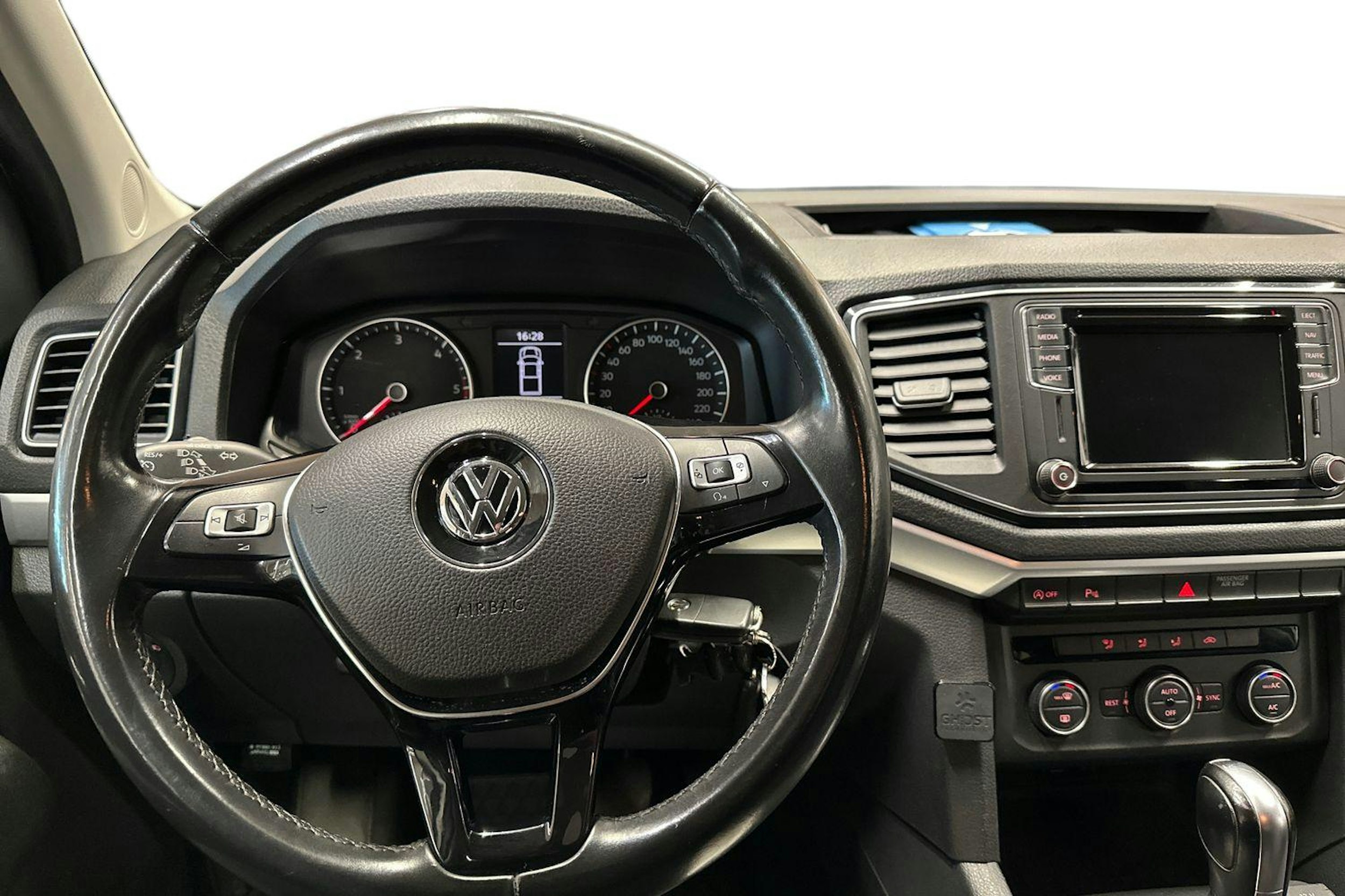 Hopea Volkswagen Amarok 2017 kuva 7.