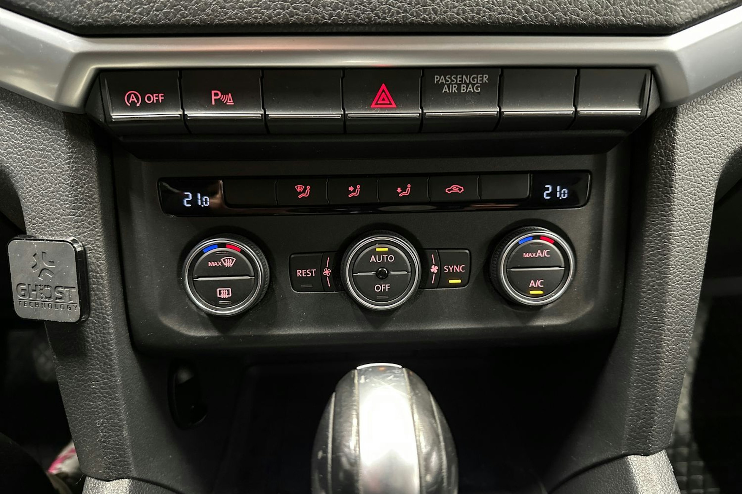 Hopea Volkswagen Amarok 2017 kuva 17.