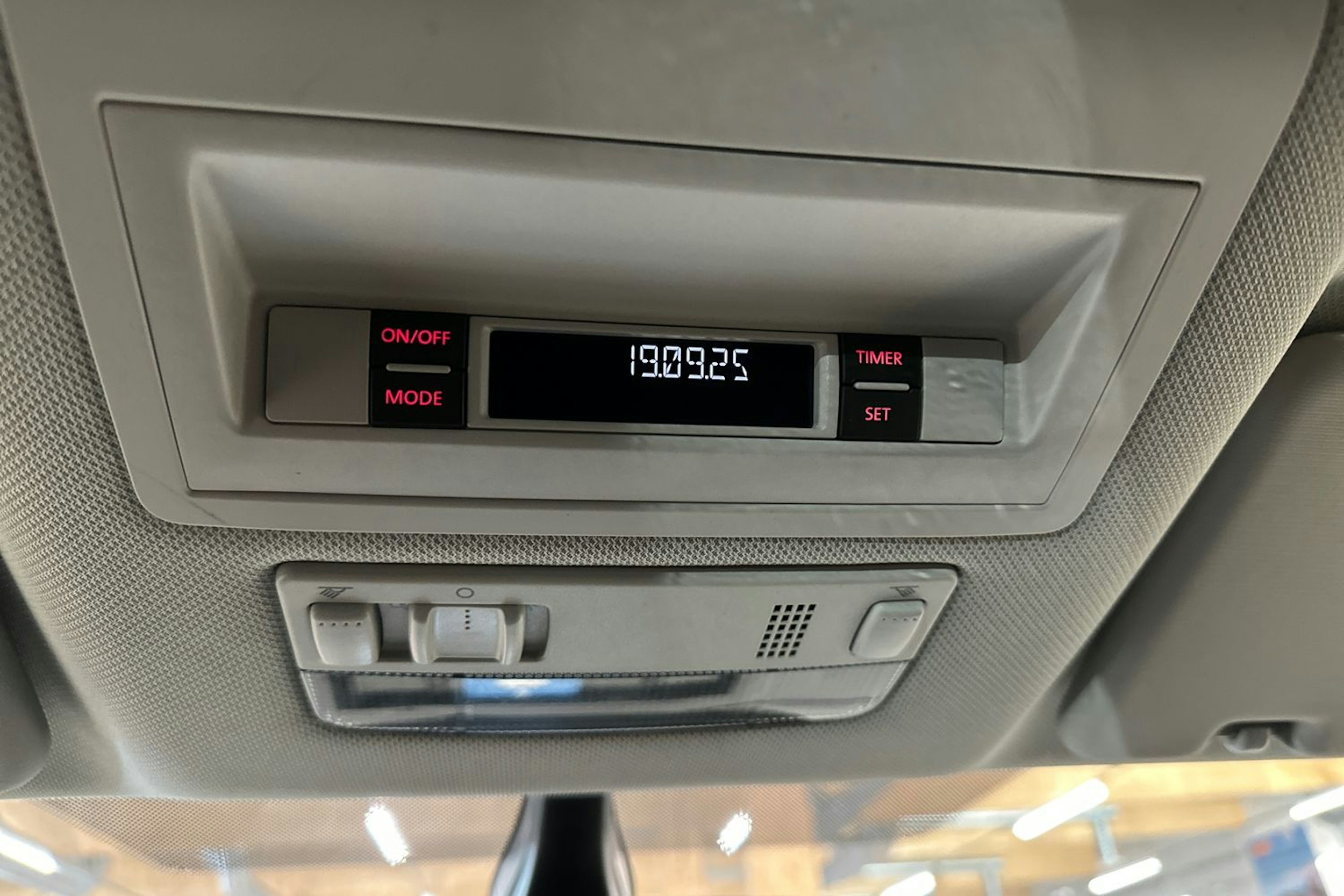 Hopea Volkswagen Amarok 2017 kuva 20.