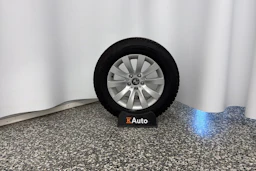 sininen Volkswagen Amarok 2017 kuva 10.