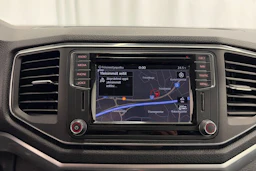 sininen Volkswagen Amarok 2017 kuva 19.
