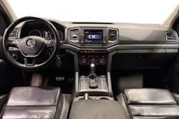 Sininen Volkswagen Amarok 2017 kuva 9.