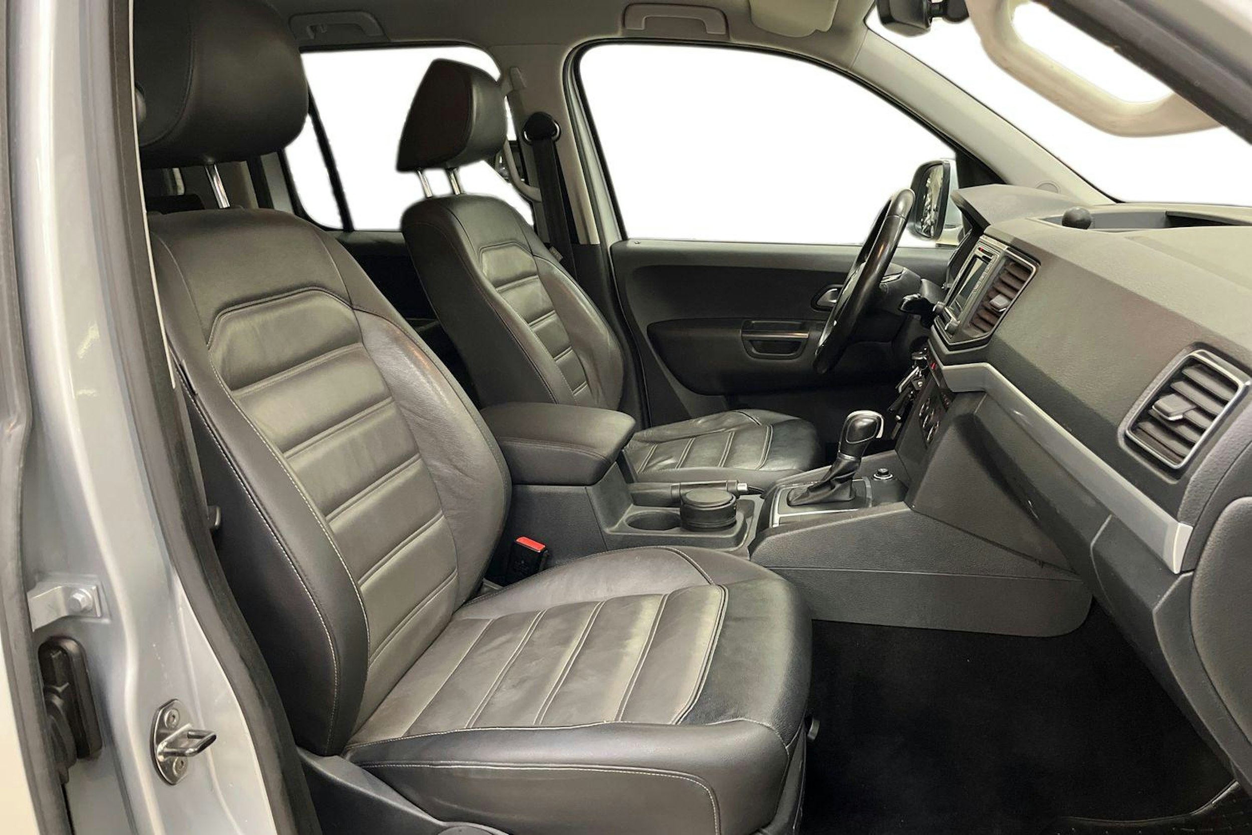 hopea Volkswagen Amarok 2017 kuva 8.