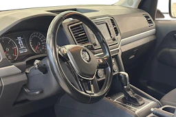 valkoinen Volkswagen Amarok 2017 kuva 3.
