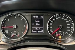 ruskea (beige) Volkswagen Amarok 2017 kuva 22.