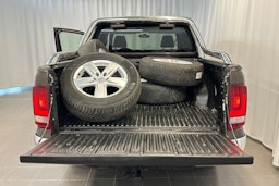 ruskea (beige) Volkswagen Amarok 2017 kuva 33.