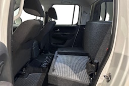 valkoinen Volkswagen Amarok 2017 kuva 10.