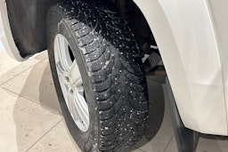 valkoinen Volkswagen Amarok 2017 kuva 13.