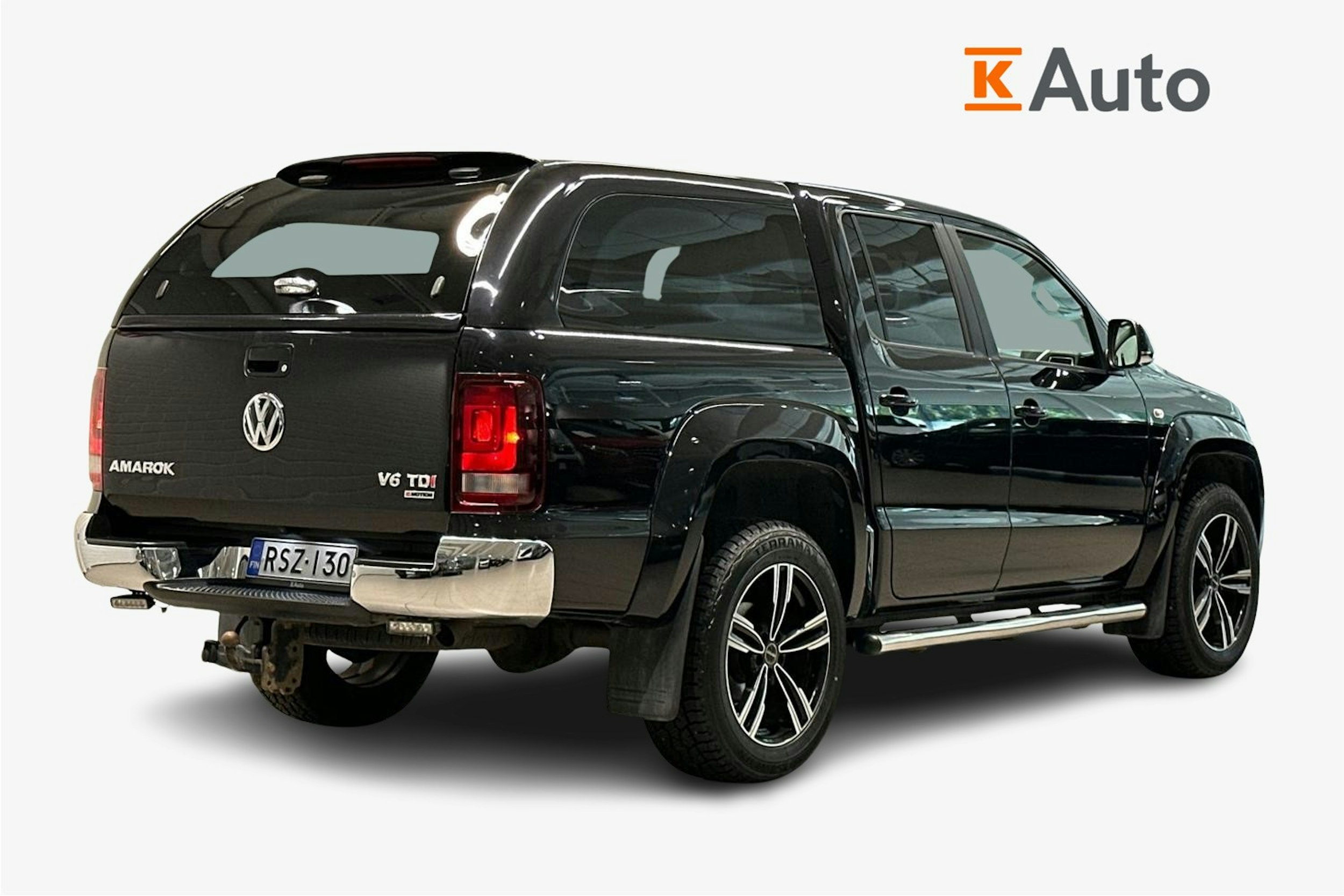 musta Volkswagen Amarok 2017 kuva 2.