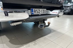 musta Volkswagen Amarok 2017 kuva 32.