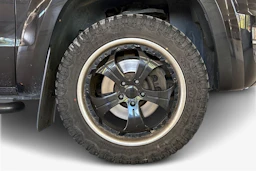 musta Volkswagen Amarok 2017 kuva 12.