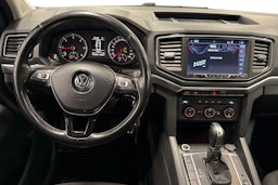 musta Volkswagen Amarok 2017 kuva 9.