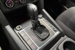musta Volkswagen Amarok 2017 kuva 23.