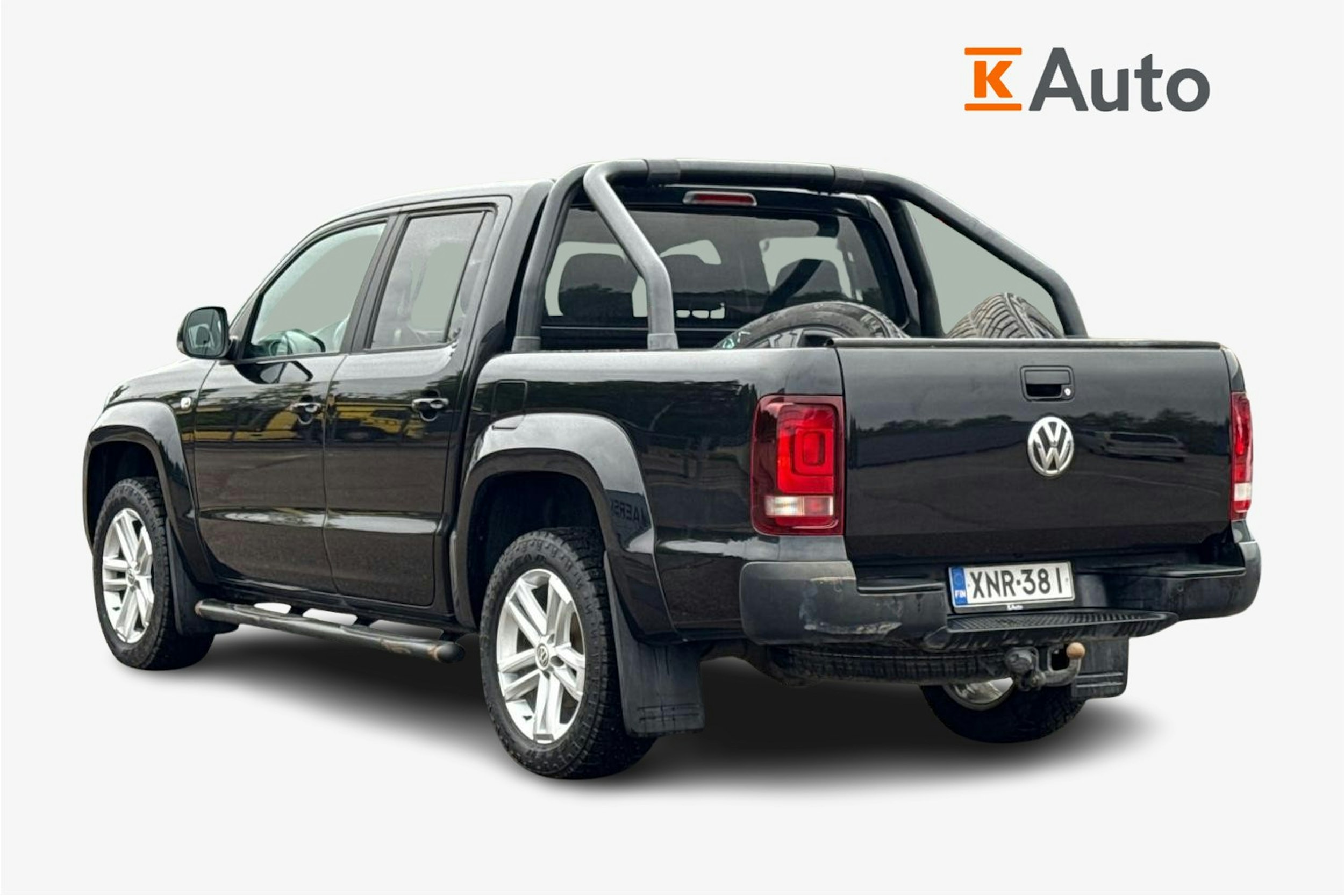 musta Volkswagen Amarok 2017 kuva 2.