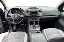musta Volkswagen Amarok 2017 kuva 9.