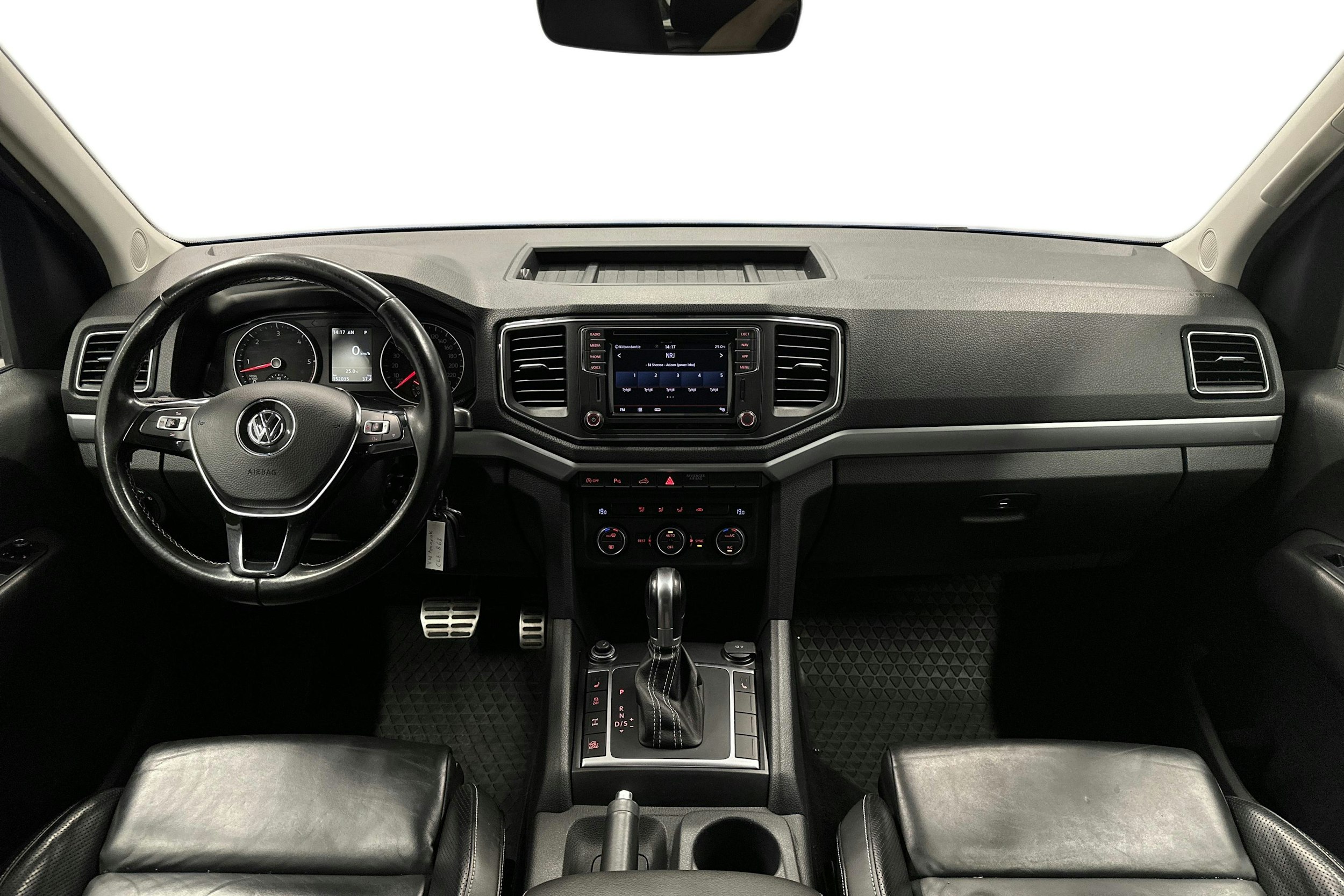 sininen Volkswagen Amarok 2018 kuva 7.