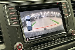 valkoinen Volkswagen Amarok 2018 kuva 15.