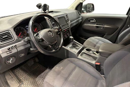 harmaa Volkswagen Amarok 2018 kuva 3.