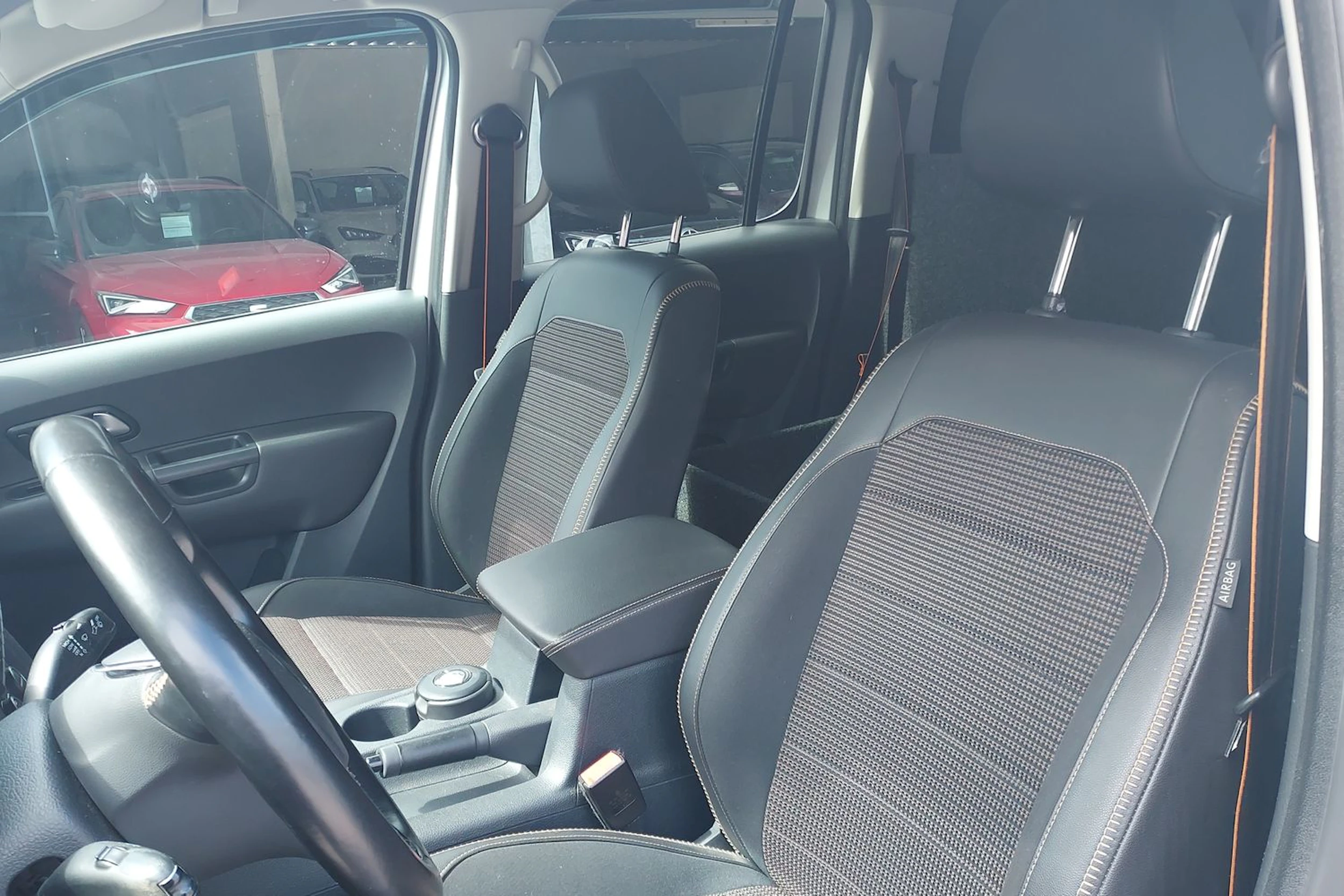 hopea Volkswagen Amarok 2018 kuva 5.