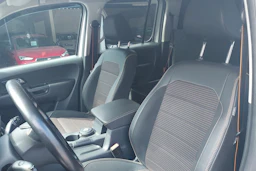hopea Volkswagen Amarok 2018 kuva 5.