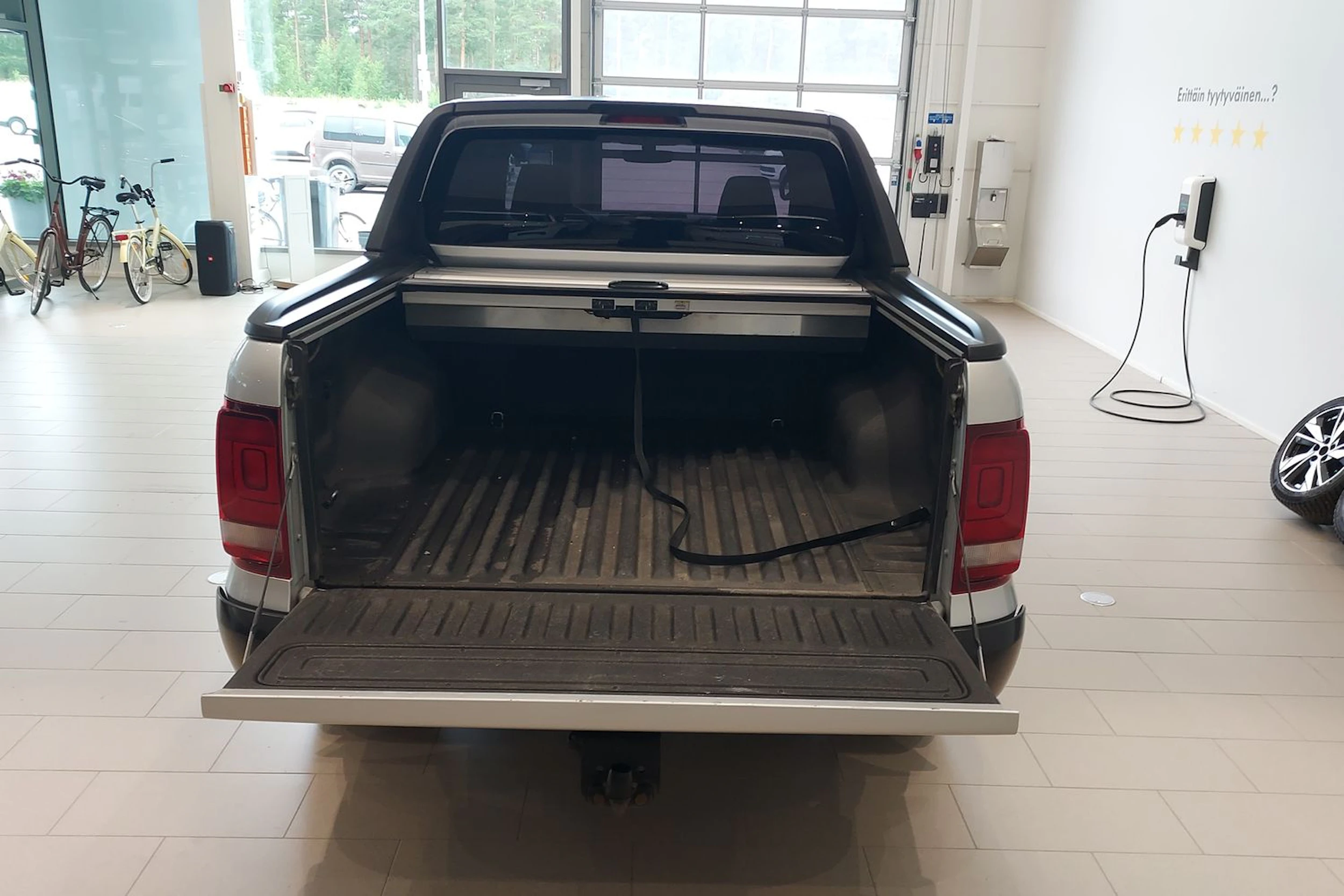 hopea Volkswagen Amarok 2018 kuva 15.