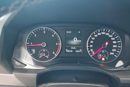 hopea Volkswagen Amarok 2018 kuva 21.