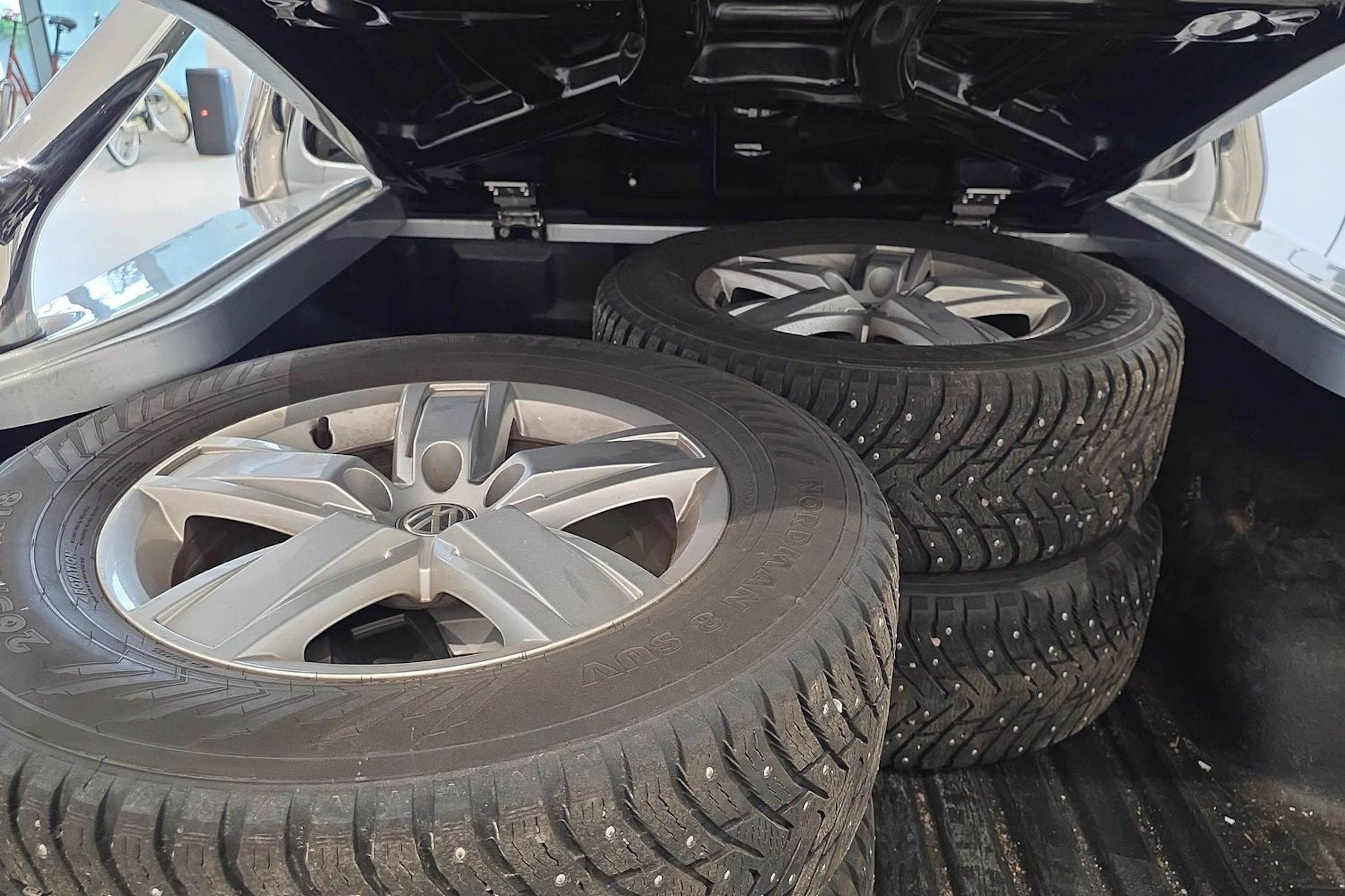 hopea Volkswagen Amarok 2018 kuva 18.