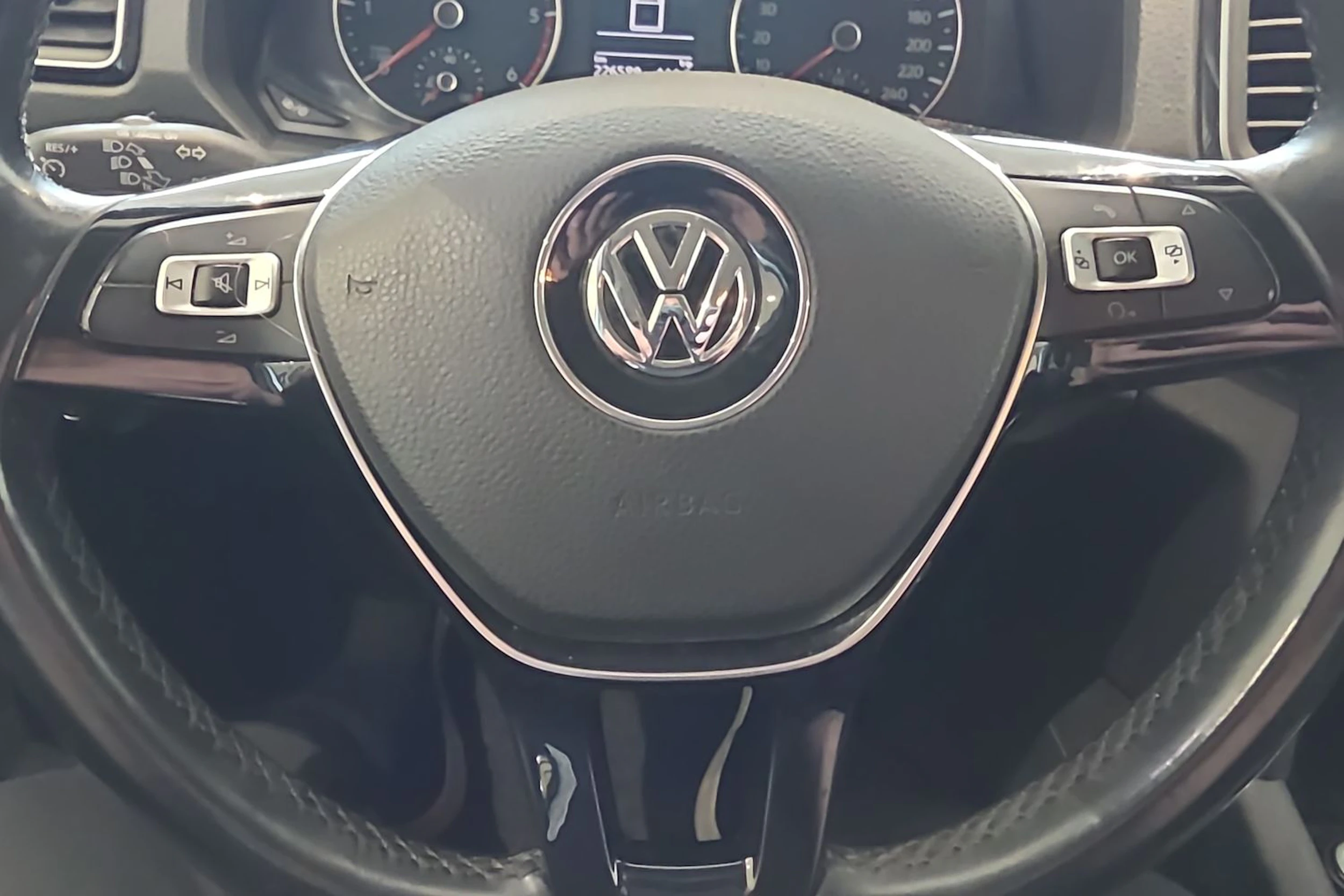hopea Volkswagen Amarok 2018 kuva 22.