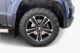Sininen Volkswagen Amarok 2018 kuva 11.