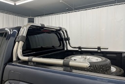 Sininen Volkswagen Amarok 2018 kuva 18.