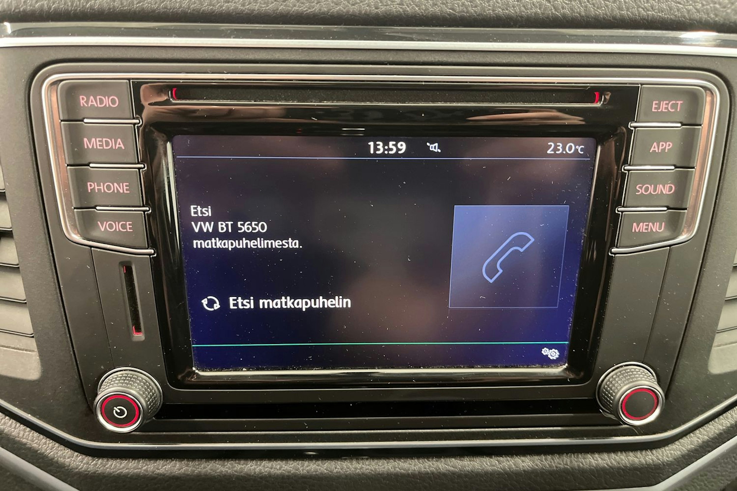 Sininen Volkswagen Amarok 2018 kuva 23.