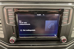 Sininen Volkswagen Amarok 2018 kuva 23.