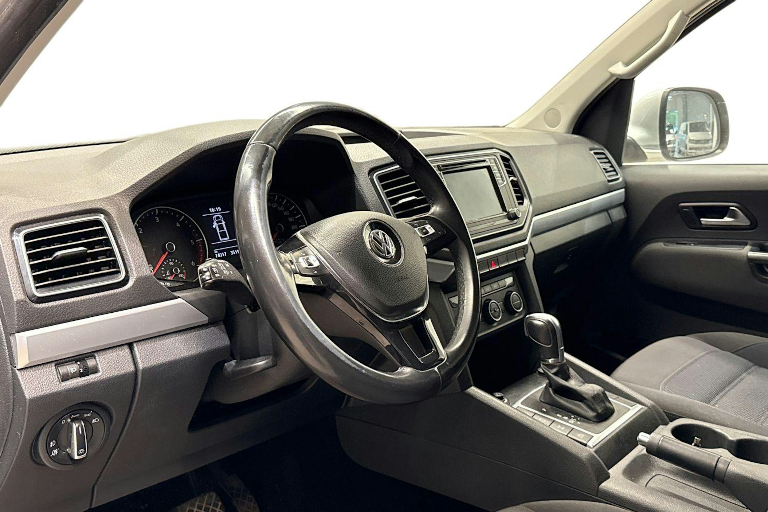 hopea Volkswagen Amarok 2018 kuva 3.