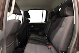 ruskea (beige) Volkswagen Amarok 2018 kuva 11.