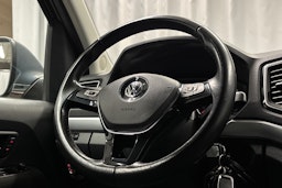 ruskea (beige) Volkswagen Amarok 2018 kuva 17.