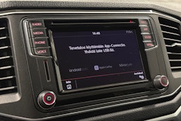 ruskea (beige) Volkswagen Amarok 2018 kuva 22.