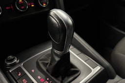 ruskea (beige) Volkswagen Amarok 2018 kuva 25.