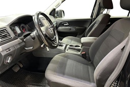 musta Volkswagen Amarok 2018 kuva 8.