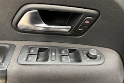 musta Volkswagen Amarok 2018 kuva 20.