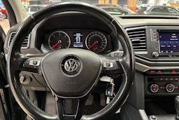 musta Volkswagen Amarok 2018 kuva 22.