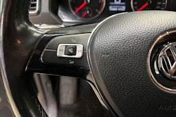 musta Volkswagen Amarok 2018 kuva 23.