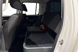 valkoinen Volkswagen Amarok 2018 kuva 11.