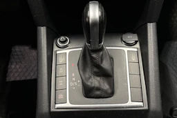valkoinen Volkswagen Amarok 2018 kuva 19.